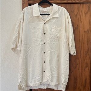 •TOMMY BAHAMA• silk button up